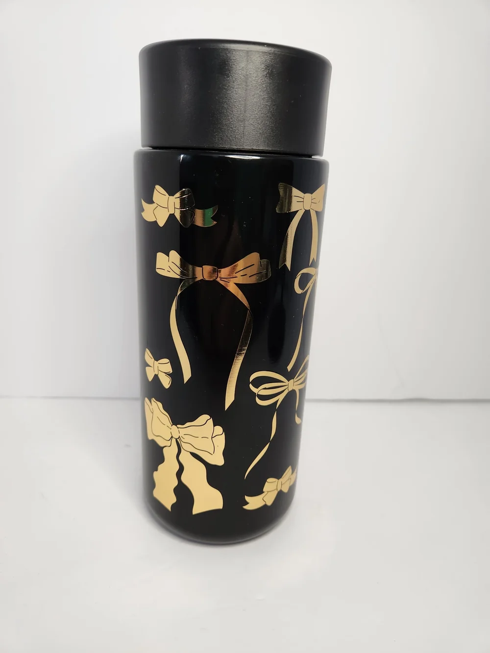Thyme & Table Black And Gold Travel Tumbler Ribbons And Bows